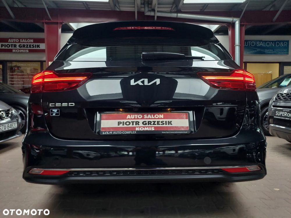 Kia Ceed 1.5 T-GDI M - 13