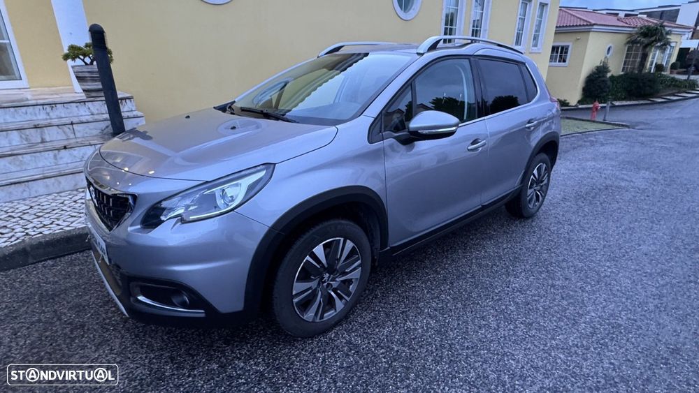 Peugeot 2008 1.2 PureTech Allure EAT6 - 1