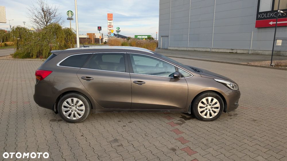 Kia Ceed - 7