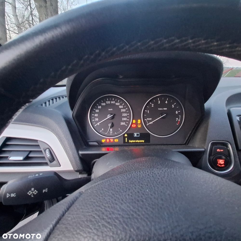 BMW Seria 1 116i - 12