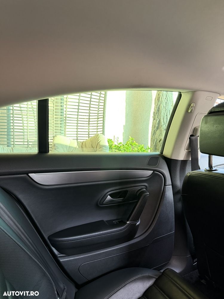 Volkswagen Passat CC 2.0 TDI BlueMotion Technology DSG - 35