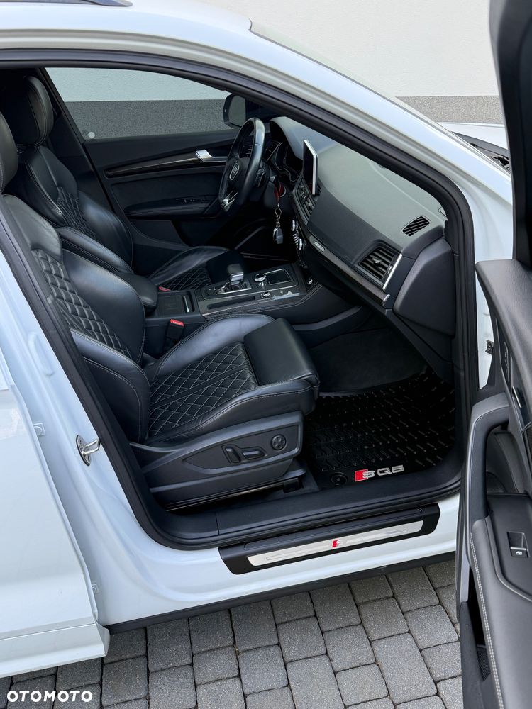 Audi SQ5 - 13