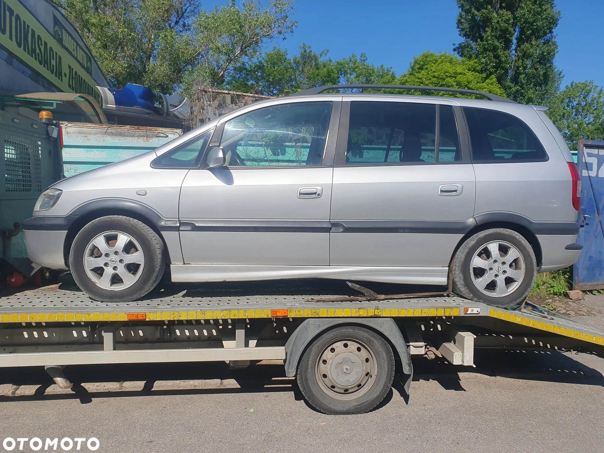 Opel Zafira 2.0 diesel 74 kW maska zderzak błotnik lewy prawy drzwi przód tył klapa skrzynia silnik - 1