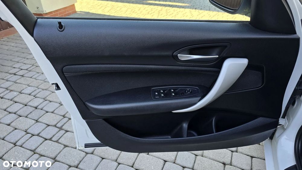 BMW Seria 1 116d - 13