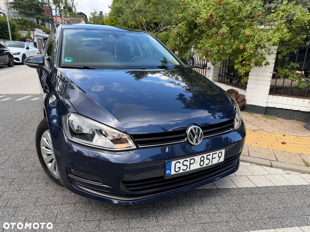 Volkswagen Golf - 2