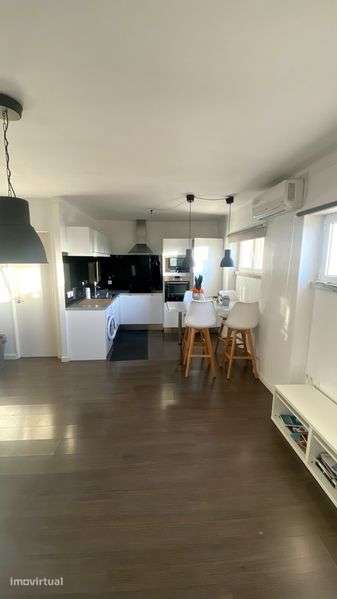 Apartamento T1 Mobilado Junto ao W Shopping com terraço de 40m2 - Grande imagem: 3/10