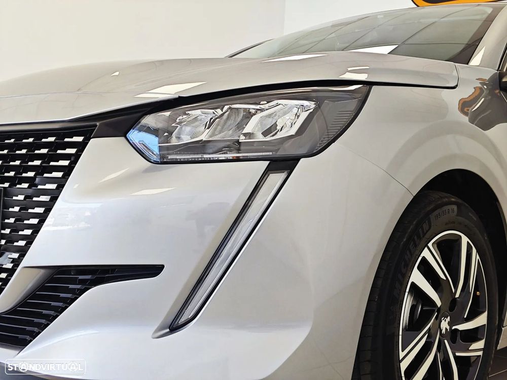 Peugeot 208 1.2 PureTech Allure Pack - 21