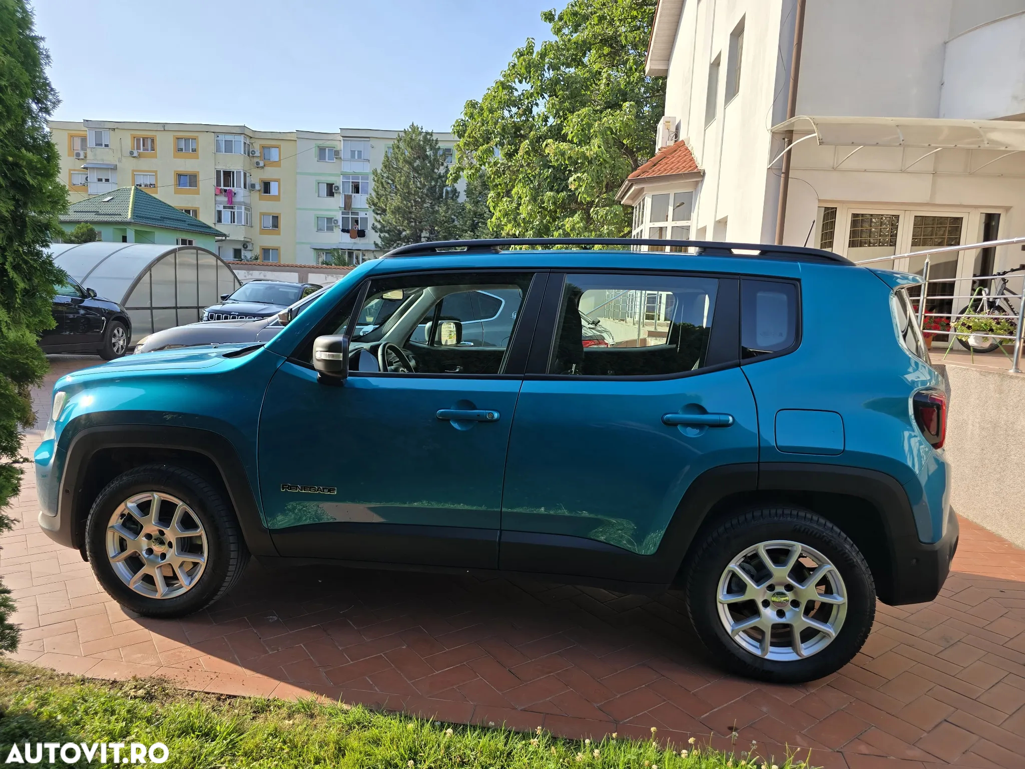 Jeep Renegade 1.3 T-GDI 4xe PLUG-IN Hybrid Automatik Limited - 11