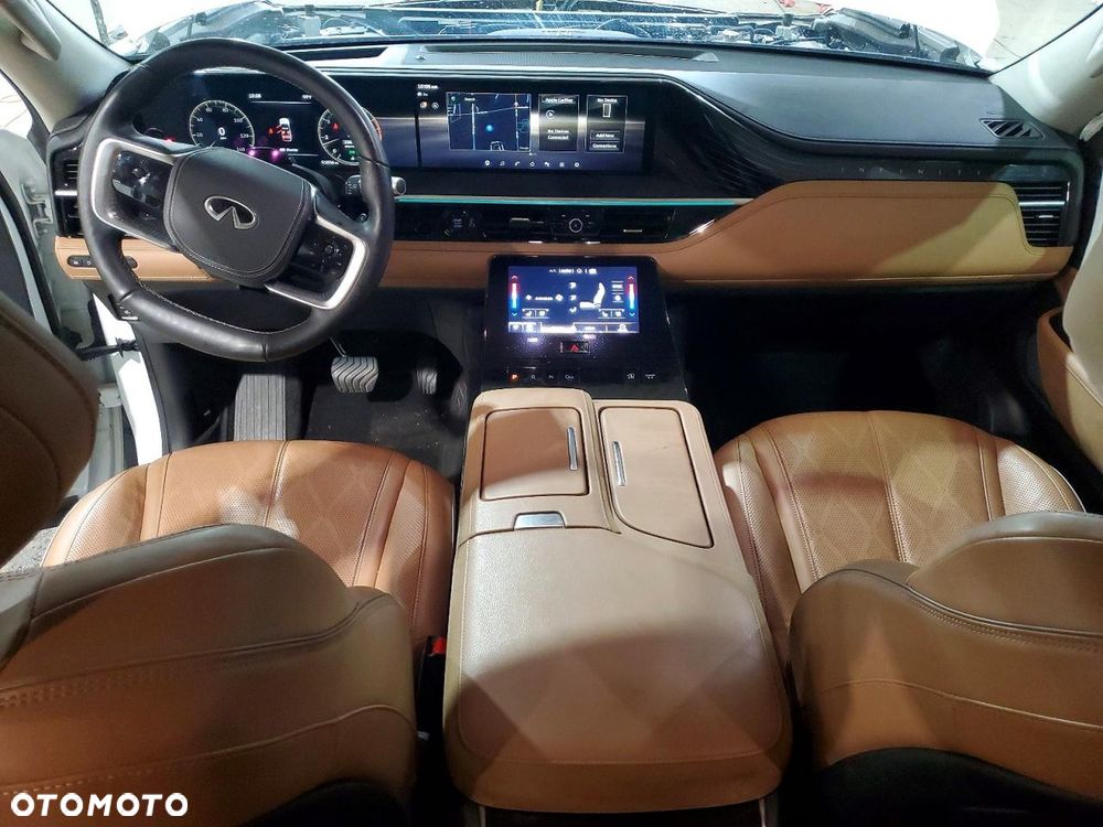 Infiniti QX80 - 9