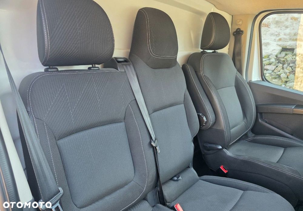 Renault Trafic - 22