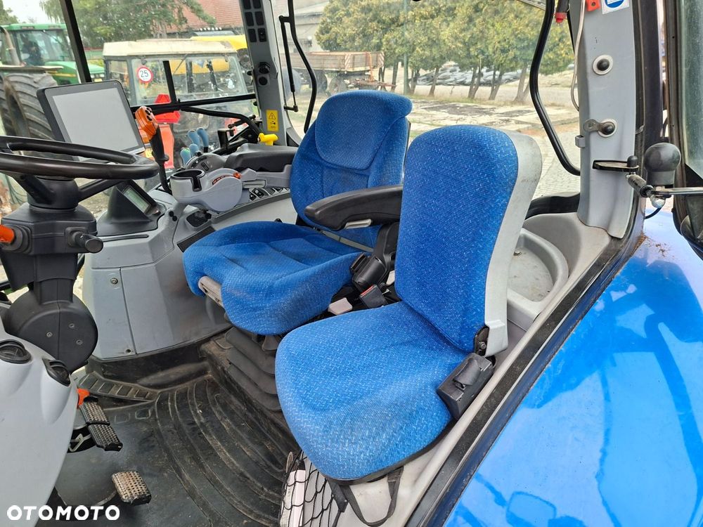 New Holland T7.200 4X4 - 11