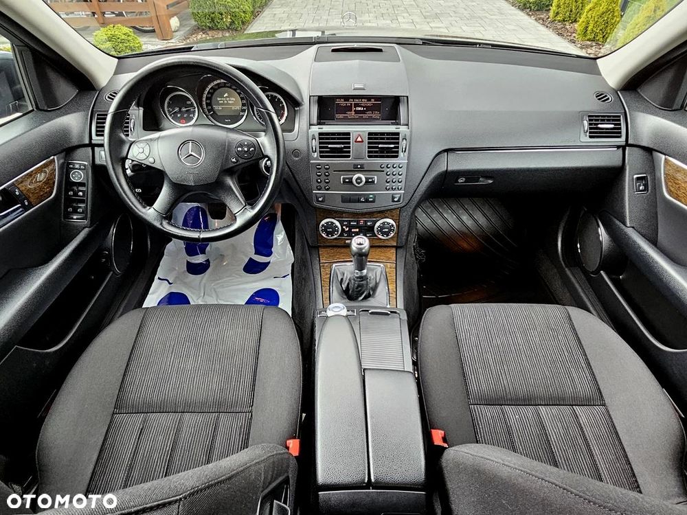 Mercedes-Benz Klasa C 200 Kompressor Elegance - 23