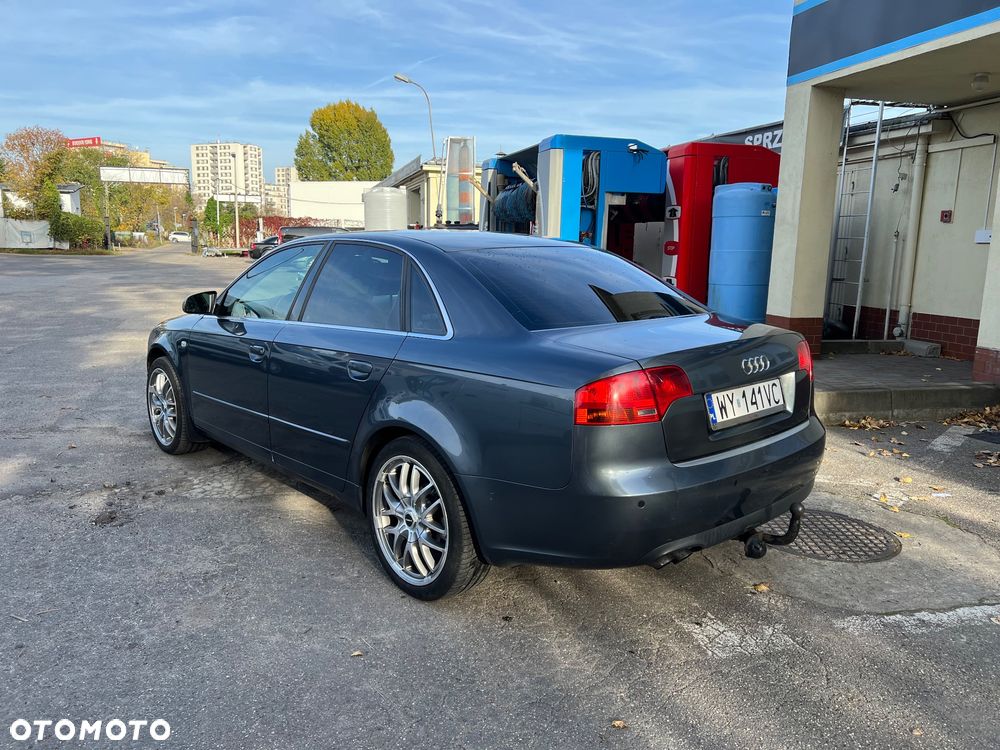 Audi A4 - 4