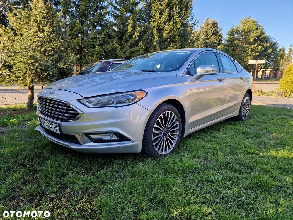 Ford Fusion - 1