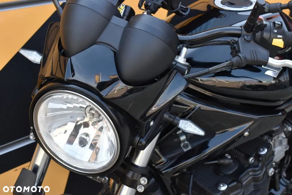 Suzuki Bandit - 24