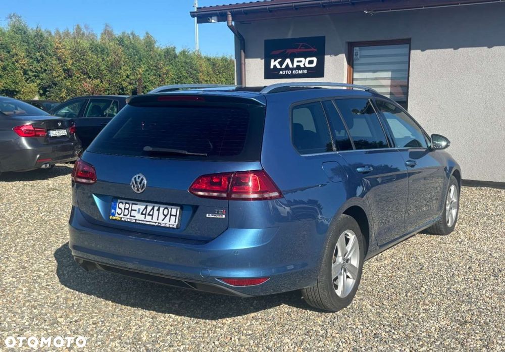 Volkswagen Golf - 6