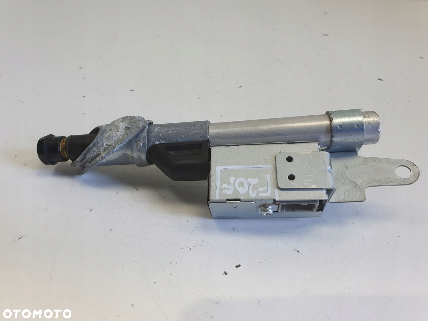 Volvo VOLVO C70 II Cabrio WZMACNIACZ ANTENY antena 30775655 - 7