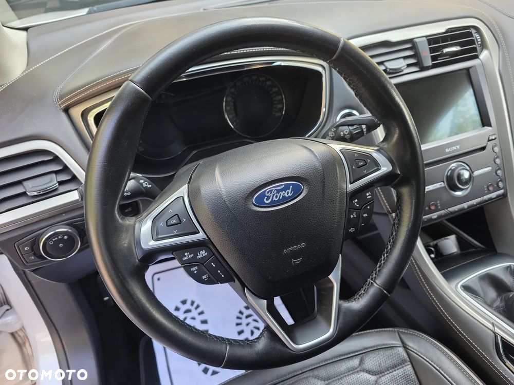 Ford Mondeo - 26