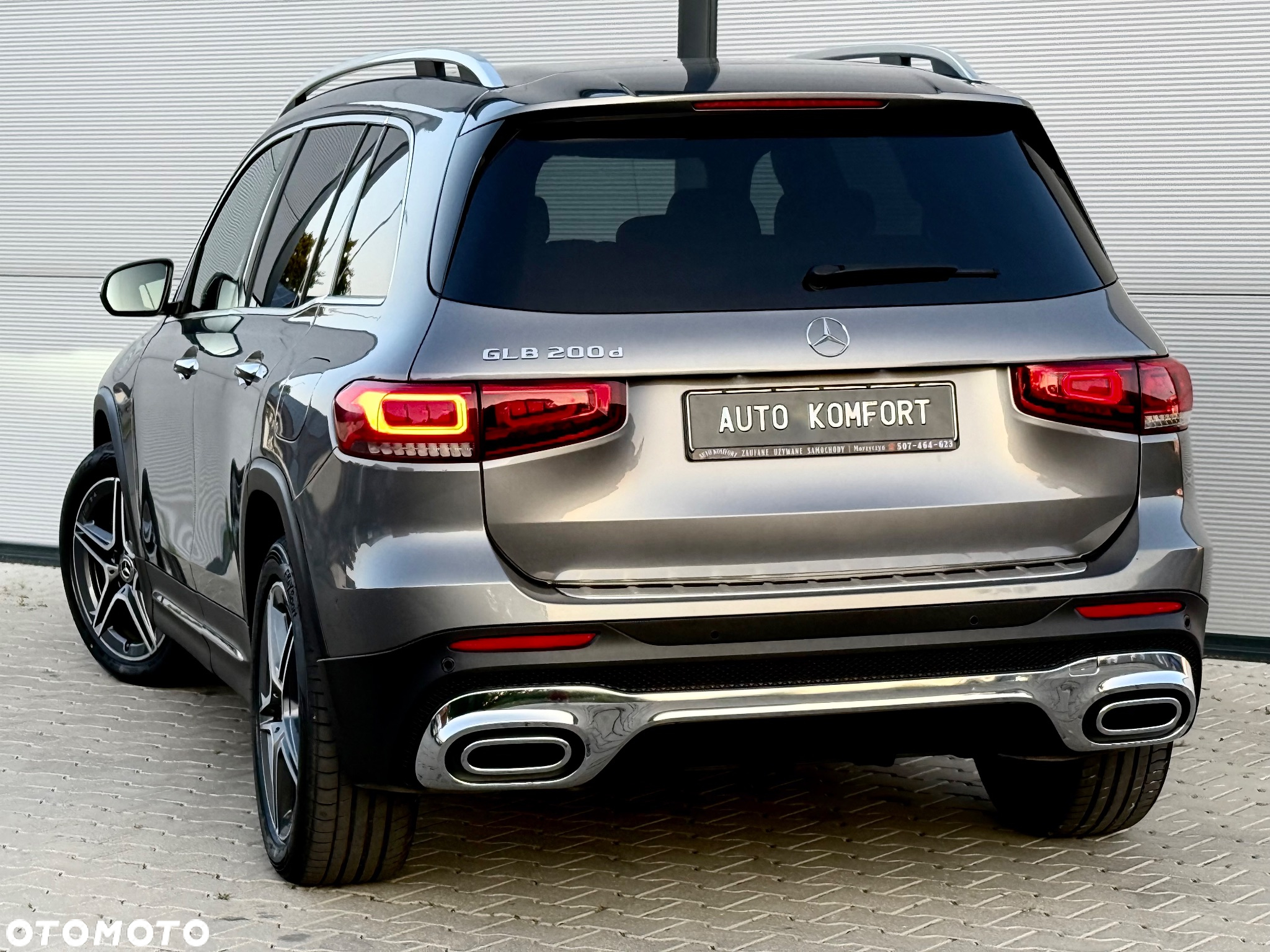 Mercedes-Benz GLB 200 d 8G-DCT AMG Line - 10