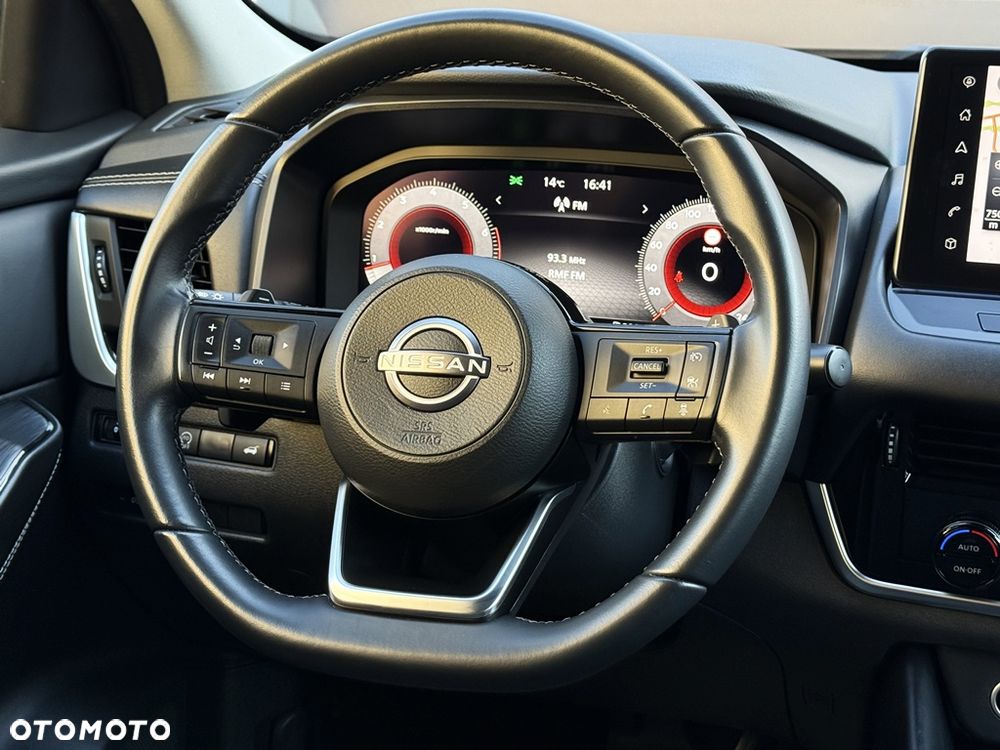 Nissan Qashqai 1.3 DIG-T MHEV Xtronic N-Connecta - 36