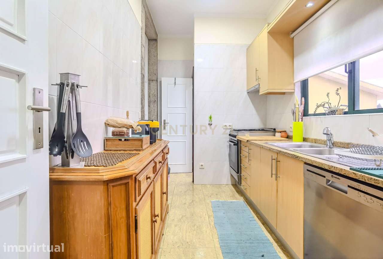 Casa Renovada em Rio Tinto, Gondomar - 3 Quartos e Jardim - Grande imagem: 3/56