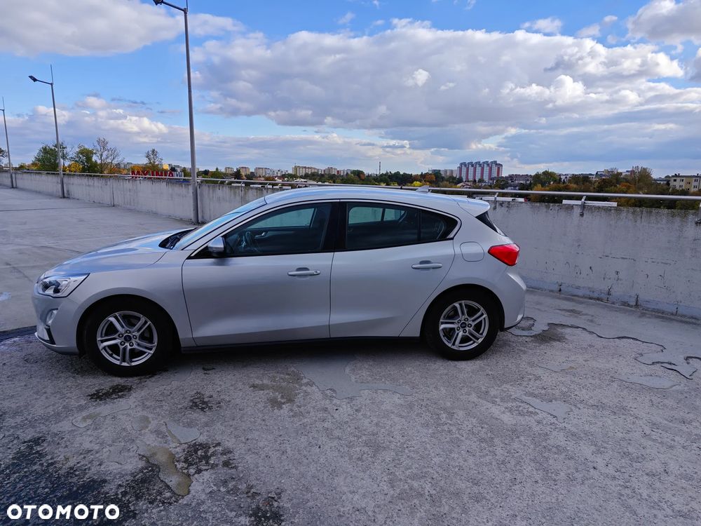 Ford Focus 1.0 EcoBoost Trend - 11