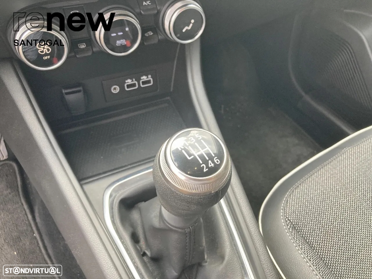 Renault Captur - 17