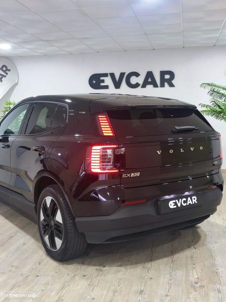 Volvo EX30 69 kWh Single Motor Extended Range Core - 12