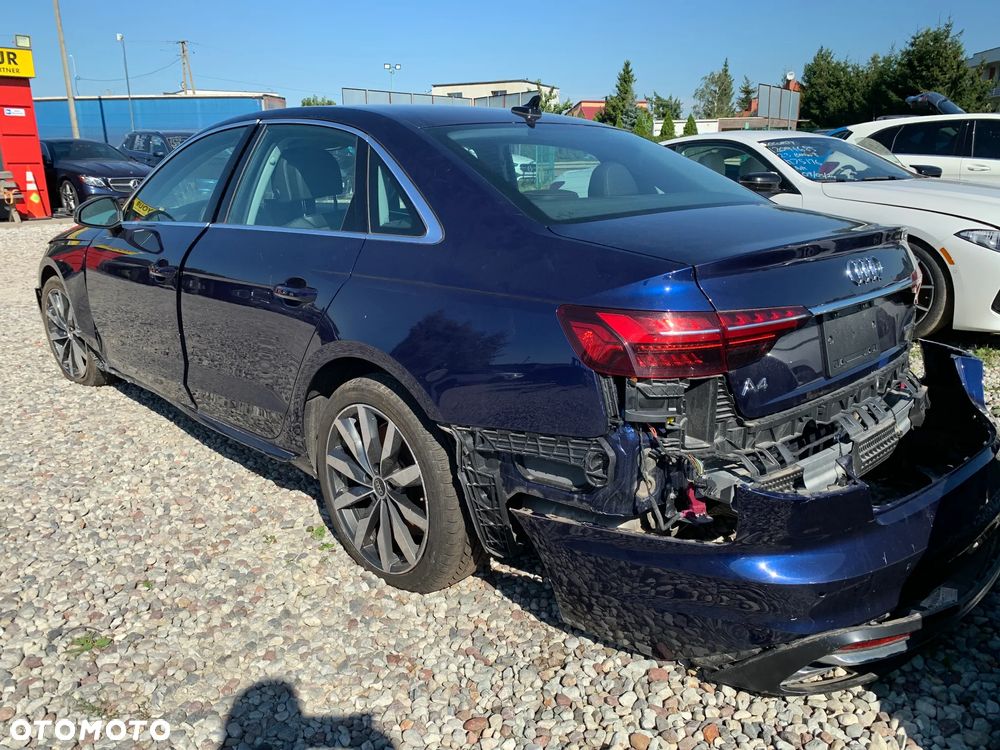 Audi A4 Limousine - 8