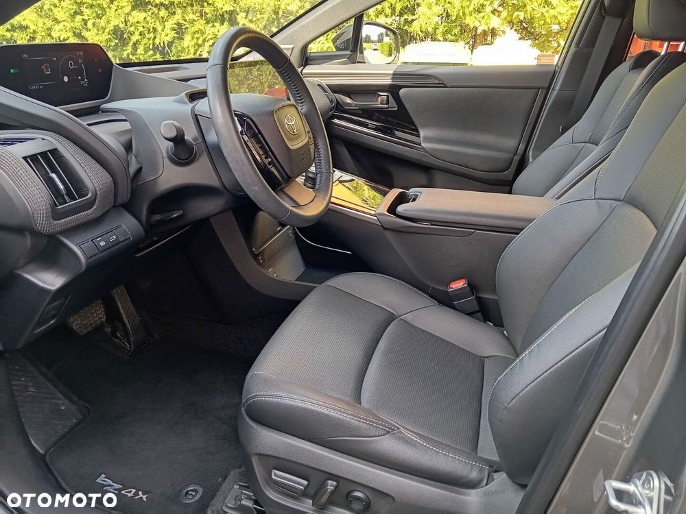 Toyota bZ4X 71.4kWh 4x4 Premiere Edition - 11