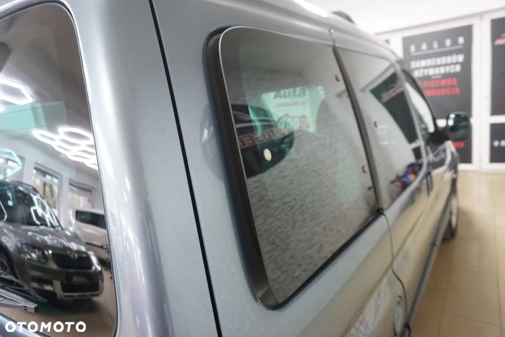 Peugeot Partner - 24