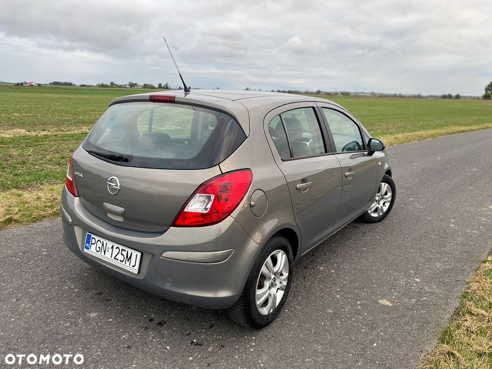 Opel Corsa 1.2 16V 111 - 7
