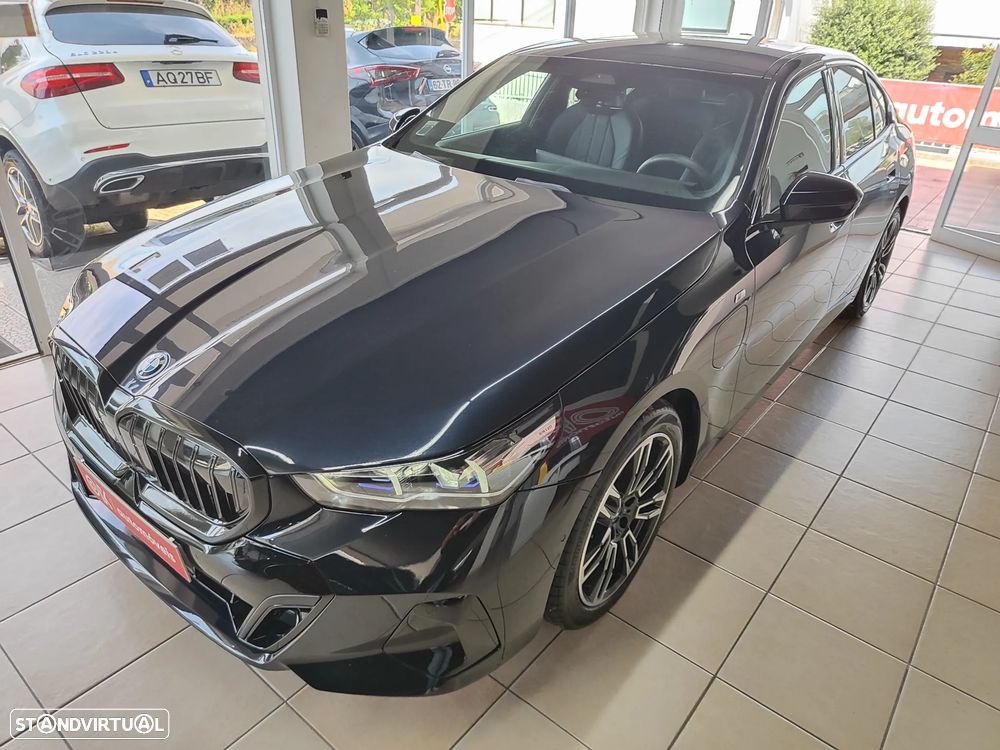 BMW 530 e Pack Desportivo M — fotografia 6