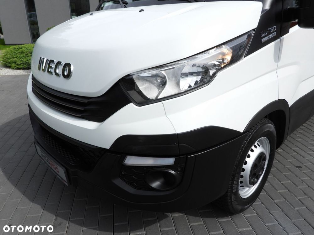 Iveco DAILY 35S16 FURGON BRYGADÓWKA 7 MIEJSC AUTOMAT HI-MATIC KLIMATYZACJA  160KM - 21