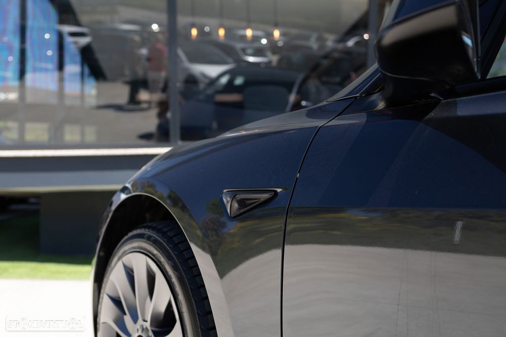 Tesla Model 3 Long Range AWD Dual Motor - 35