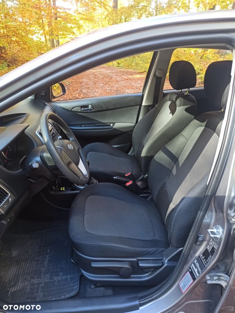 Hyundai i20 1.25 Classic + - 13