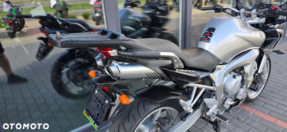 Yamaha FZ6 - 14