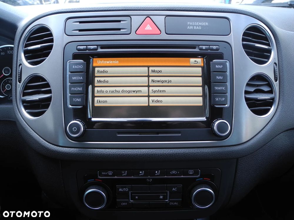 Volkswagen Tiguan - 10