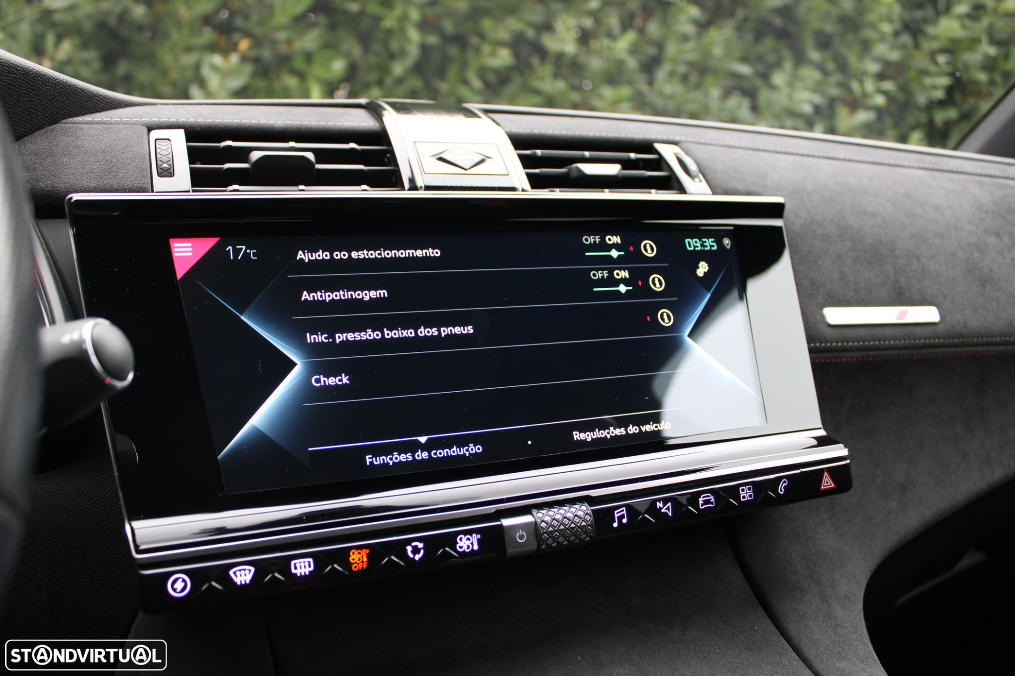 DS DS7 Crossback E-Tense Performance Line EAT8 - 34