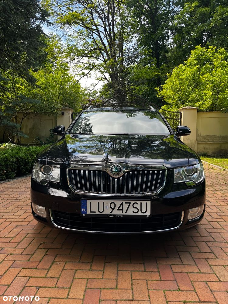 Skoda Superb 2.0 TDI 4x4 Elegance DSG - 1