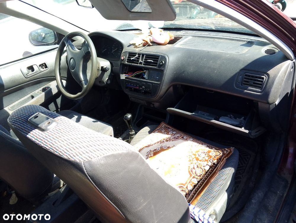 Honda Civic VI (95-99r.) 1.4 B 90KM. Silnik D14A4 / D14Z2 / D14Z4 Skrzynia lakier. Cały na części. GWARANCJA !!!  Przód Tył Zestaw Komplet Drzwi Klapa Zderzak Błotnik Maska Grill Atrapa Szyba Pas Lampa Lusterko Boczki Fotel Kanapa Kokpit Deska Rozdzielcza Przełącznik Włącznik Sterownik Przewody Wiązka Instalacja Moduł Komputer Czujnik Listwa Pompa Alternator Wtryski Głowica Rozrusznik Kompresor Sprzęgło Dwumas Silnik Skrzynia ABS Klimatyzacji Paliwa Wspomagania Kolektor Turbina Przepustnica Zawór Chłodnica Koło Hak Belka Sanki Zawieszenie Mcpherson Półoś Amortyzator Wydech Tłumik Zacisk Most - 10