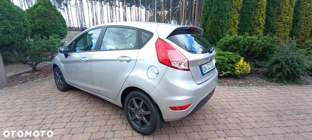 Ford Fiesta 1.25 Champions Edition - 27