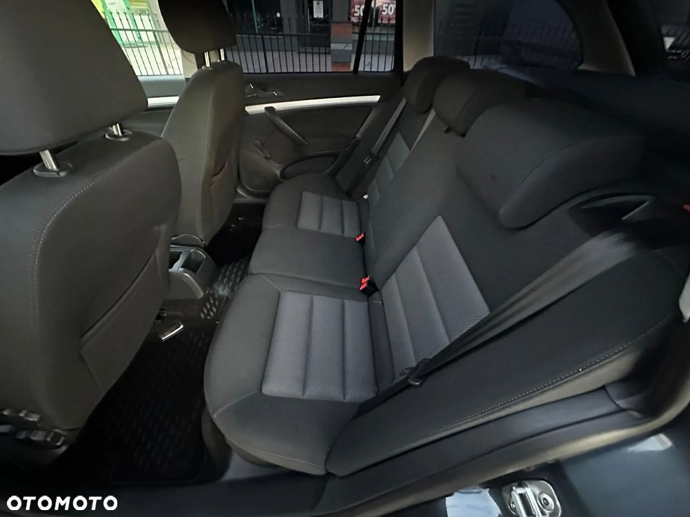 Skoda Octavia 1.6 Ambition - 21