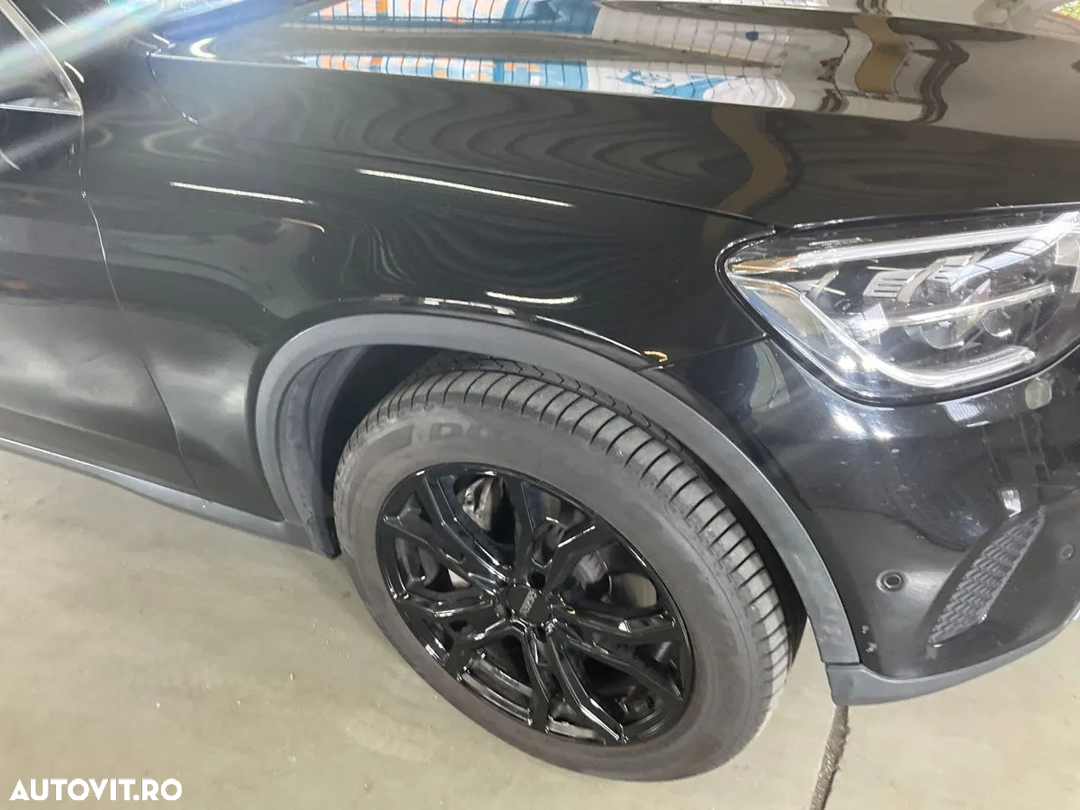 Mercedes-Benz GLC 300 d 4MATIC - 8