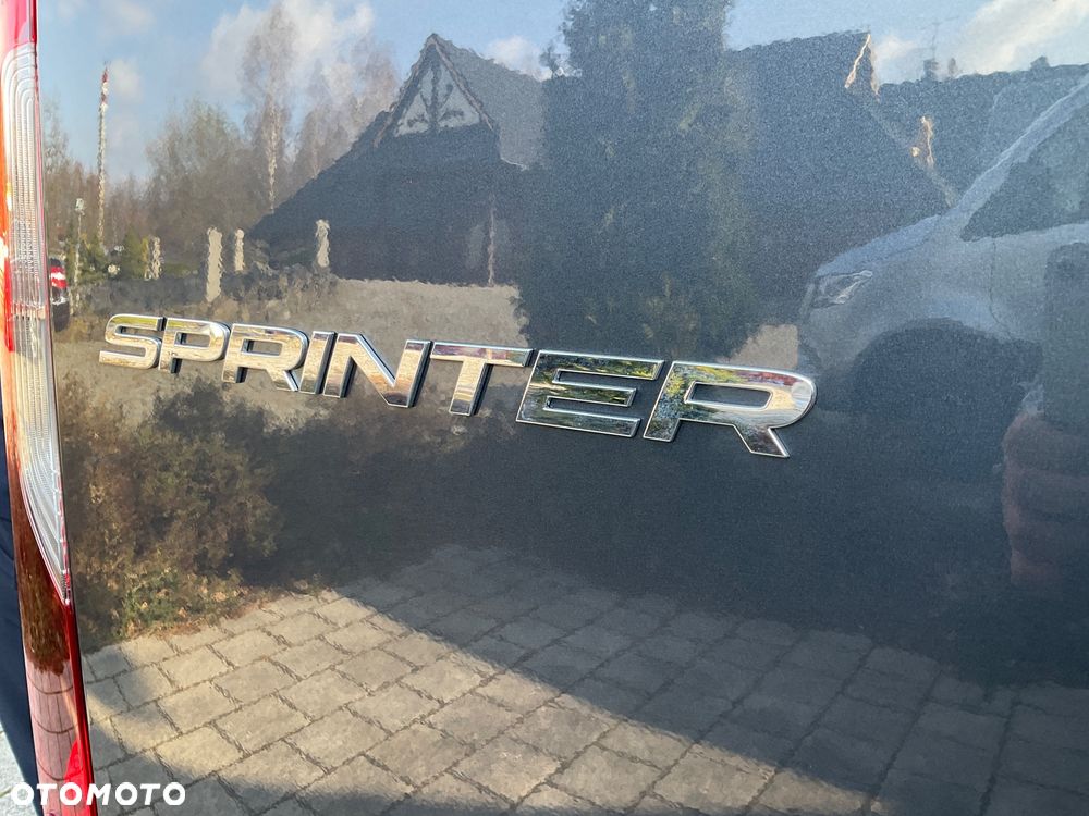 Mercedes-Benz Sprinter 319 - 15