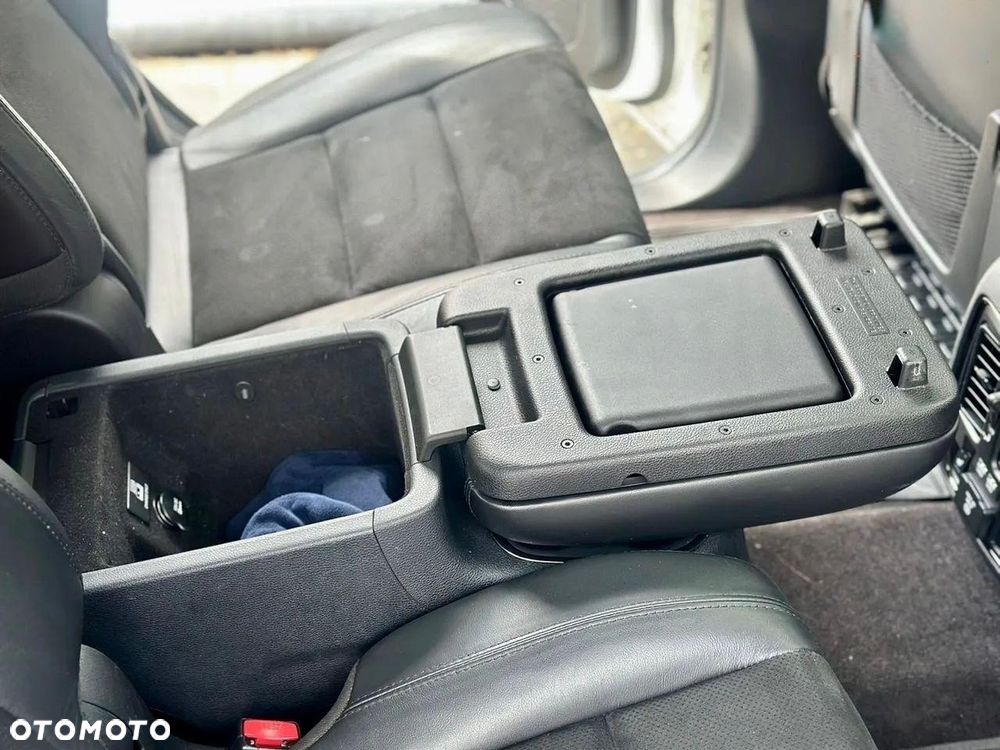 Dodge Durango 3,6 Limited - 23