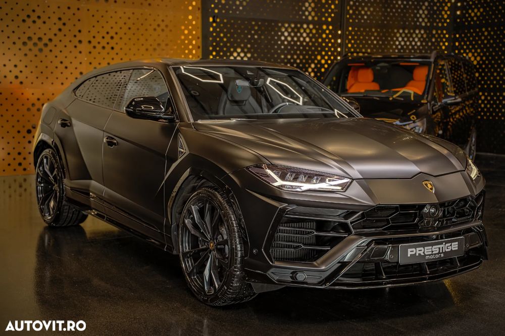 Lamborghini URUS Standard - 4