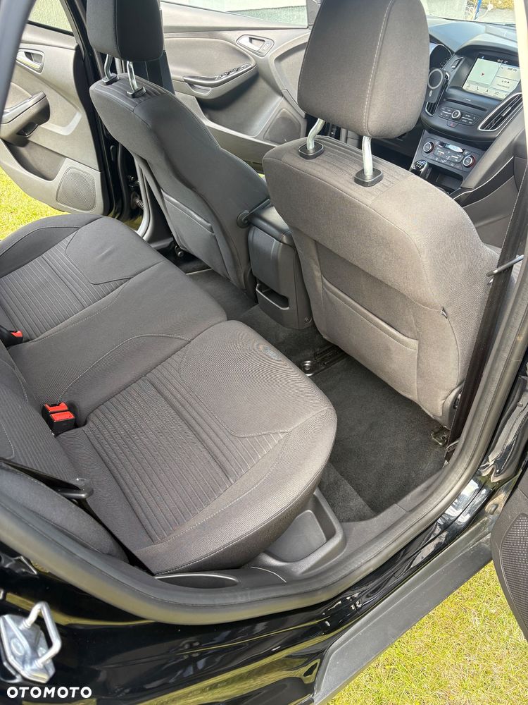 Ford Focus 1.5 EcoBoost Titanium ASS - 8