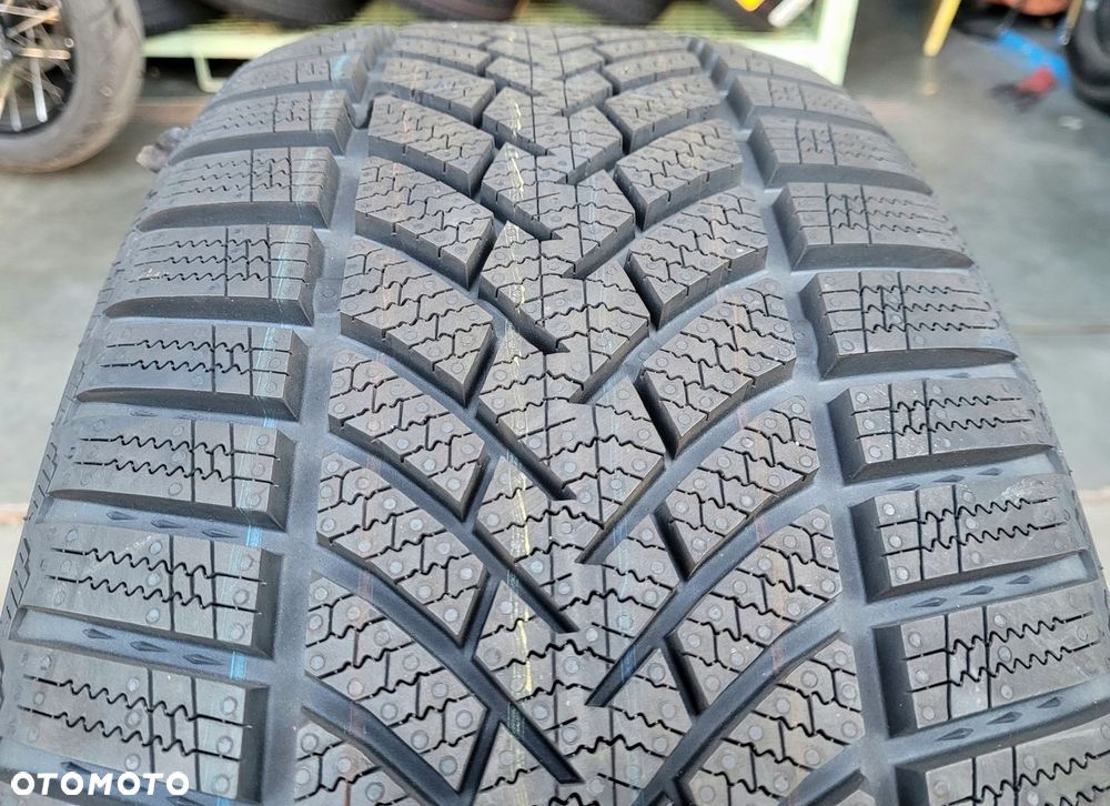 1x Semperit Speed-Grip 3 245/45R19 102V XL Z403A - 3