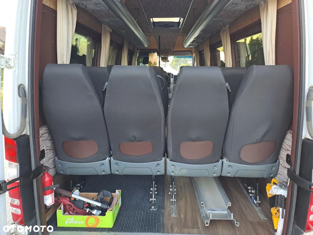 Mercedes-Benz Sprinter 519 3.0 V6 CDI MERCUS - 13
